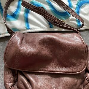 Victoria Leather Co Crossbody Hand Bag